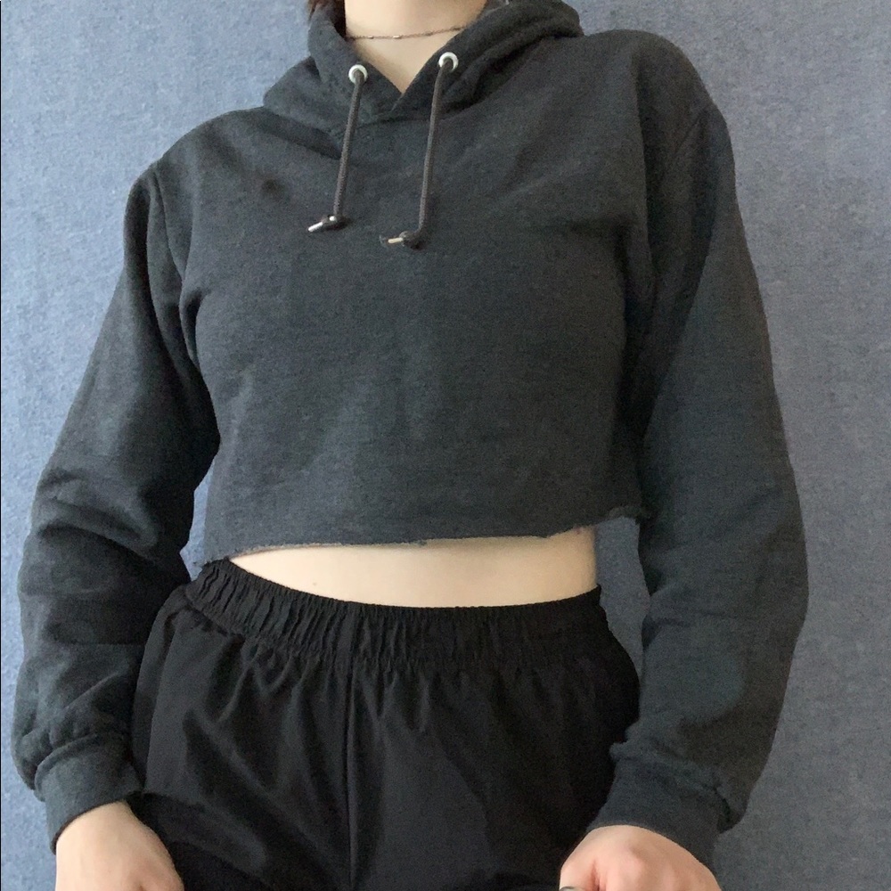 Cropped Dark Grey Sweatshirt